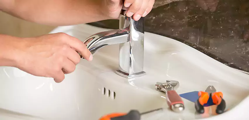 Bathtub Faucet Replacement in Chino
